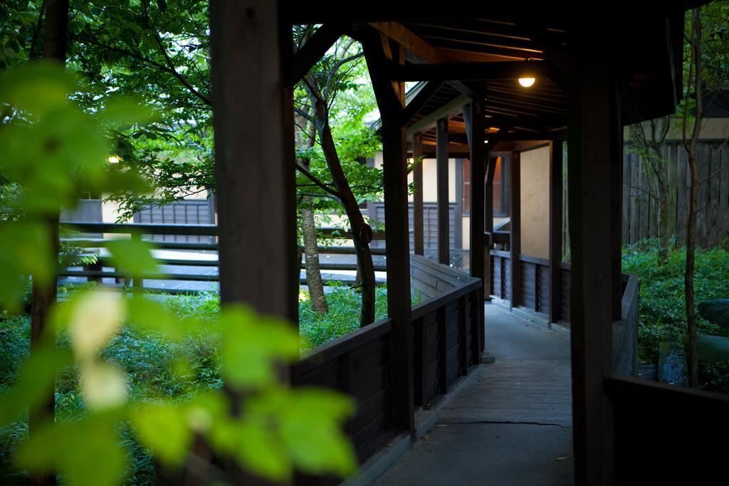 Yufuin Gettouan Hotel Exterior photo